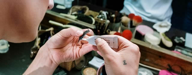 Adhesive Properties that are Transparent