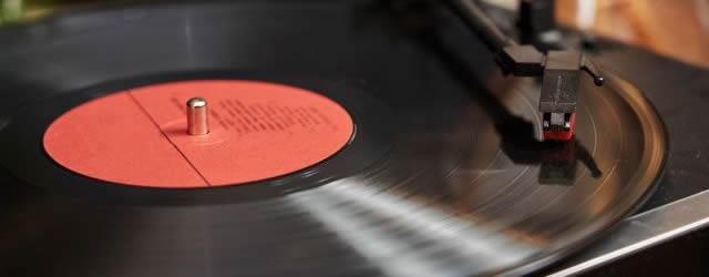 Adhesive Solutions for Vinyl